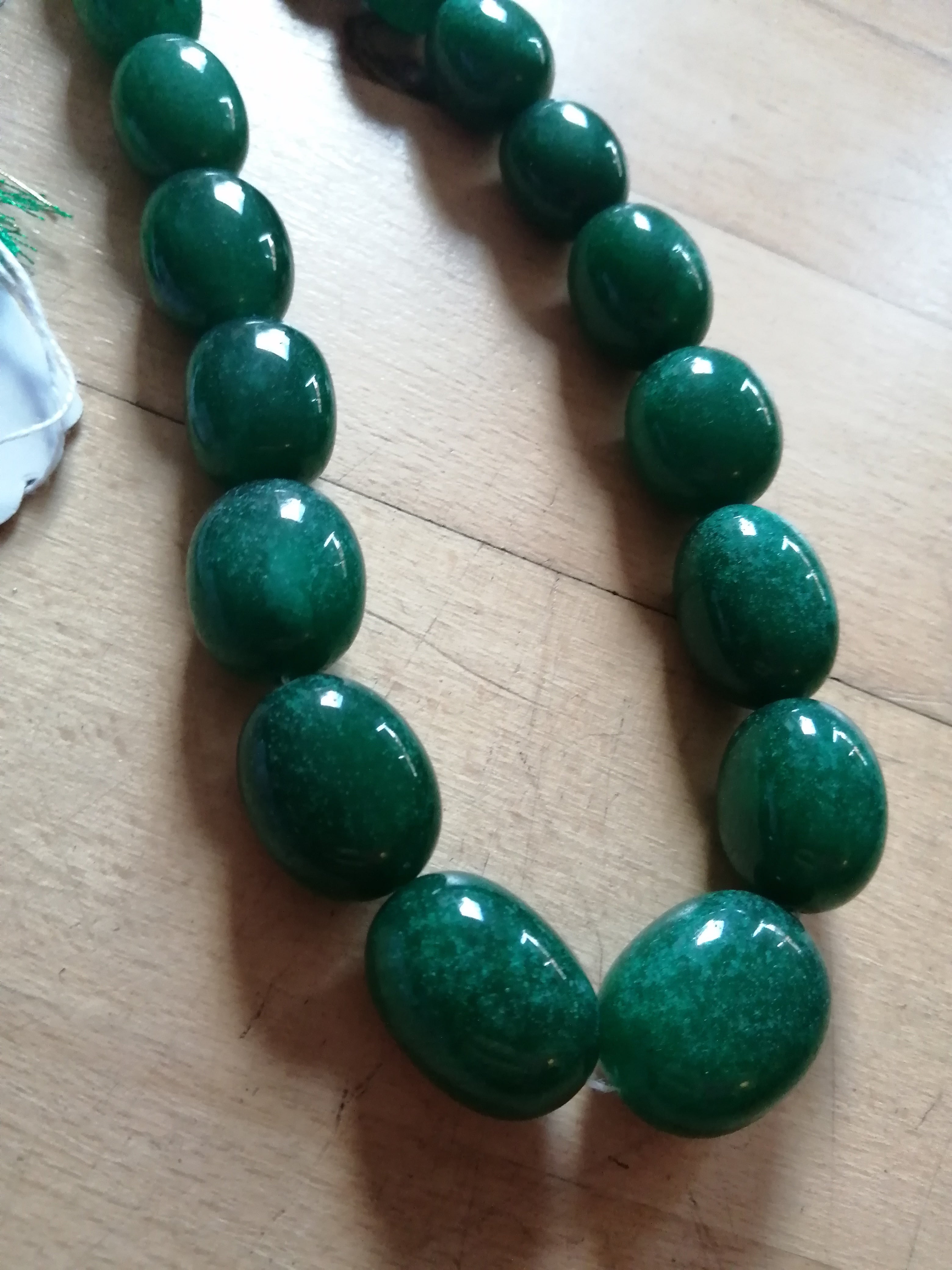 grøn smaragd perlekæde