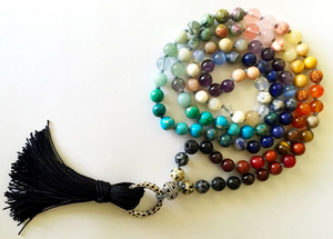 Chakra/regnbue mala halskæde med 108 naturperler